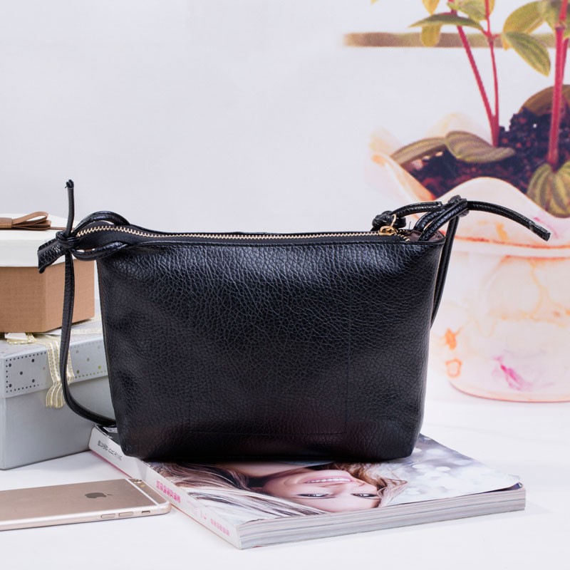  Tas  Selempang  Wanita Cross  Body  Black JakartaNotebook com