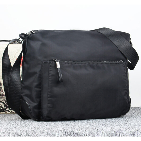 Tas Selempang Wanita Polyester Sling Bag - Black