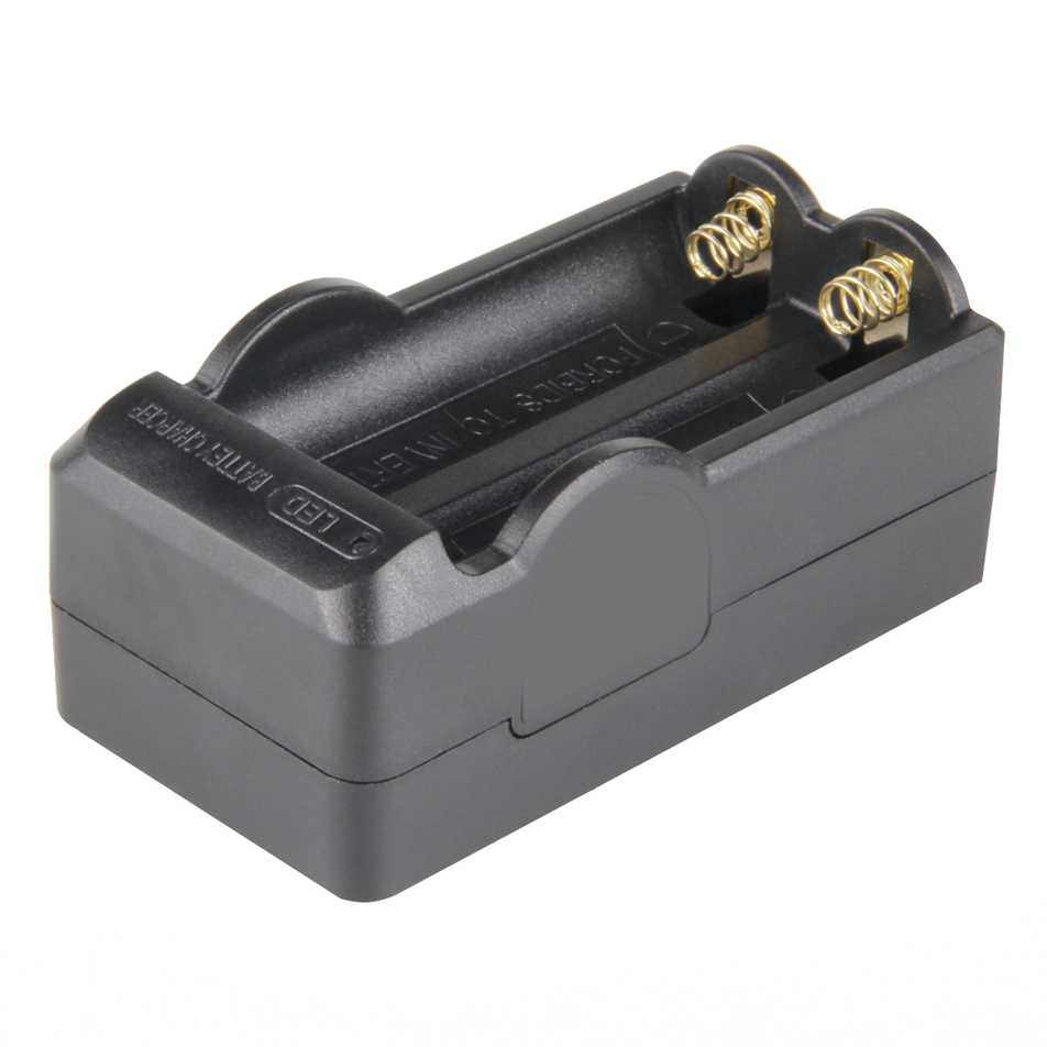 Charger Baterai  EU Plug  2 Slot with Indicator for 18650 