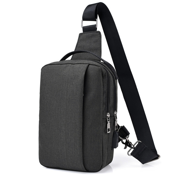 Crossbody Tas  Selempang  dengan USB  Charger Port Black 