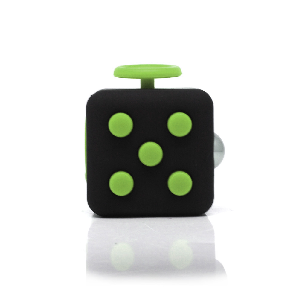 Mainan Pelepas Stress Fidget Cube - Black/Green 