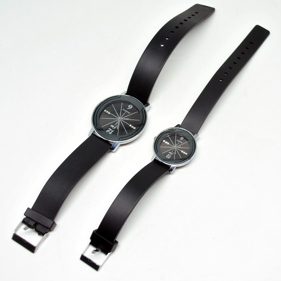 Classical Couple Diamond Leather Band Quartz Watch - Black 