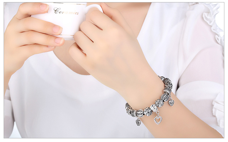 gantungan tas portabel Bead Wanita  Heart  JakartaNotebook.com  Gelang Silver