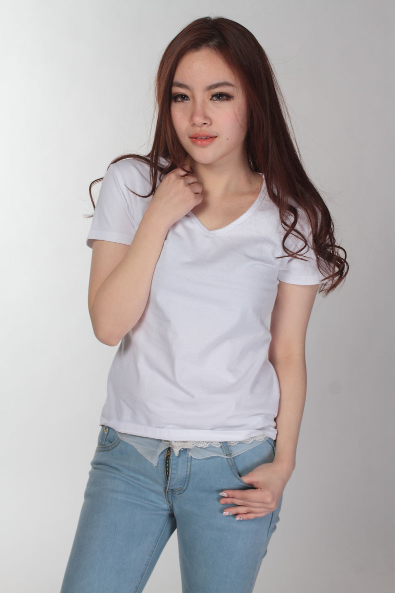  Kaos  Polos  Katun  Wanita V  Neck  Size M 81105 T Shirt 