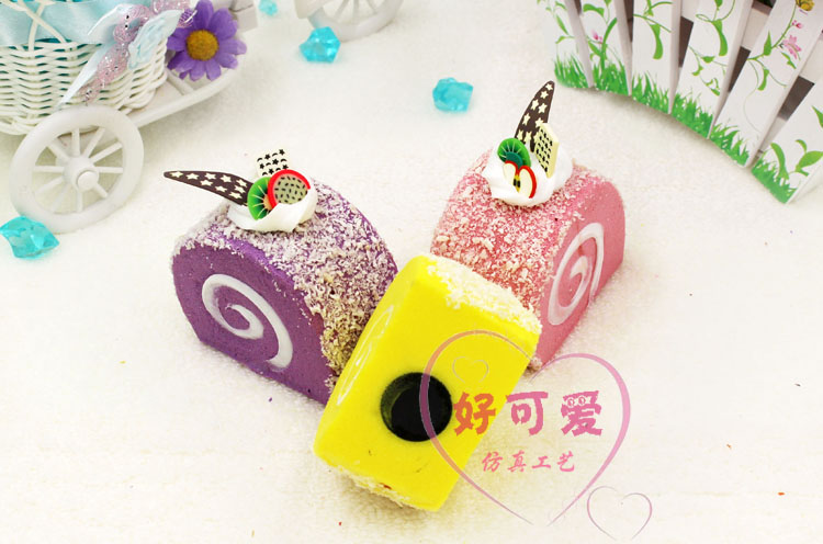 Squishy Toy Model Kue Bolu - Multi-Color - JakartaNotebook.com